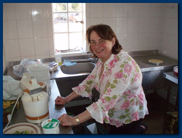 600x449 pixels (134K)